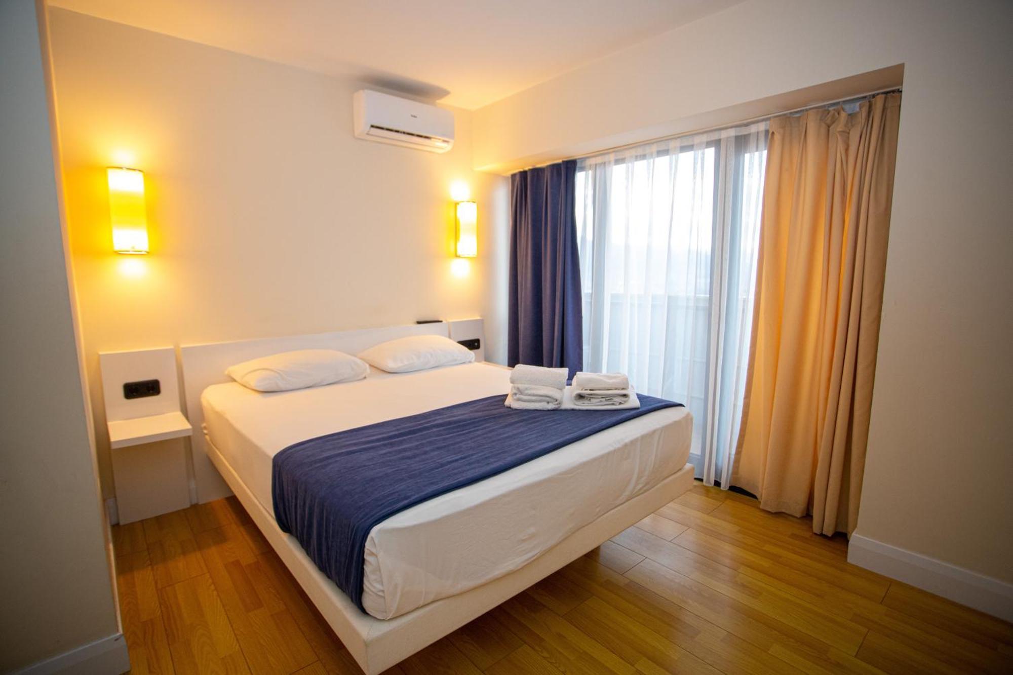 Luxsor & Gorgeous Sea Vlews Apartment Batumi Exterior photo