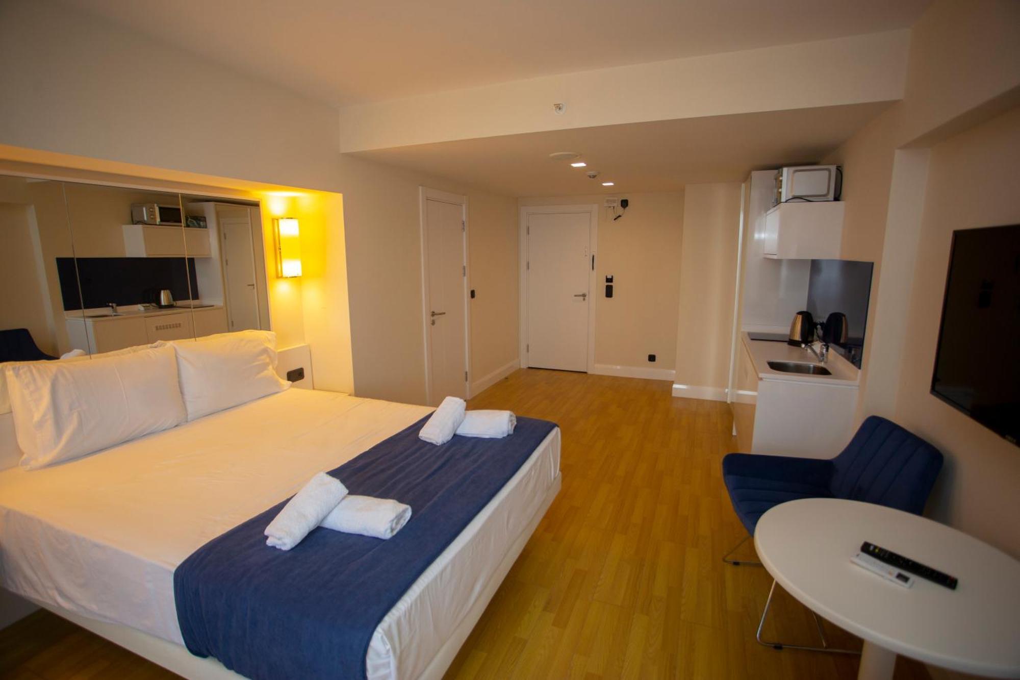 Luxsor & Gorgeous Sea Vlews Apartment Batumi Exterior photo