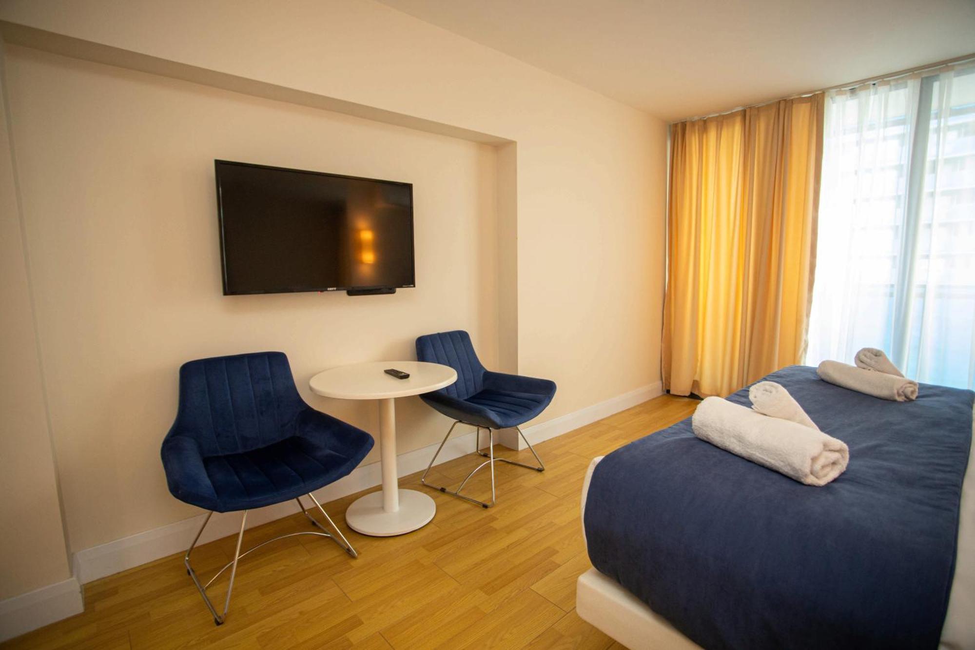 Luxsor & Gorgeous Sea Vlews Apartment Batumi Exterior photo
