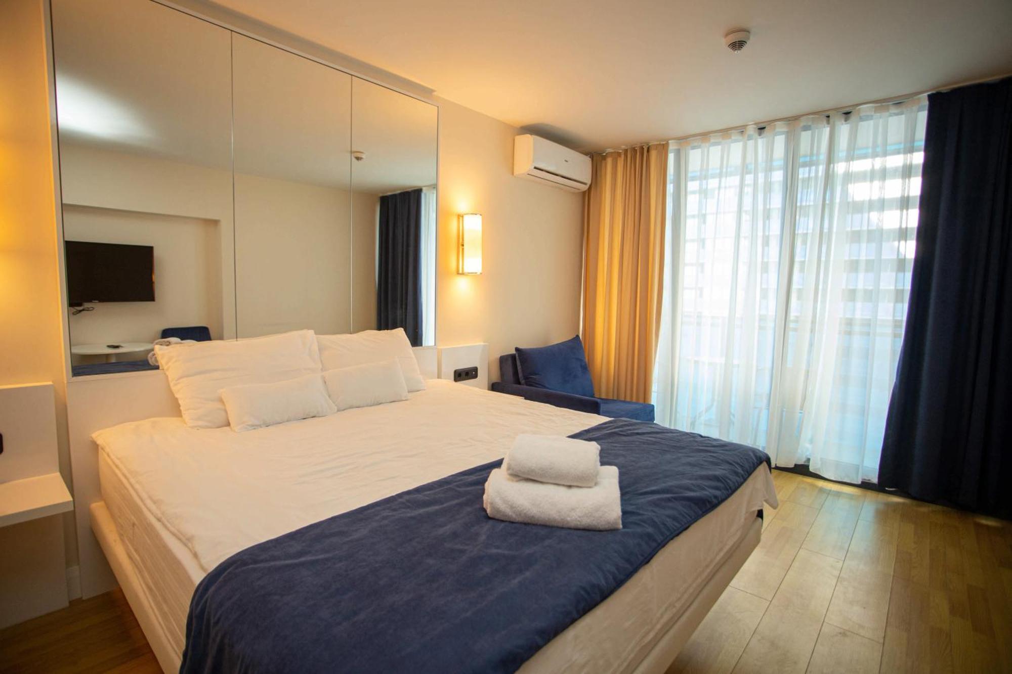 Luxsor & Gorgeous Sea Vlews Apartment Batumi Exterior photo